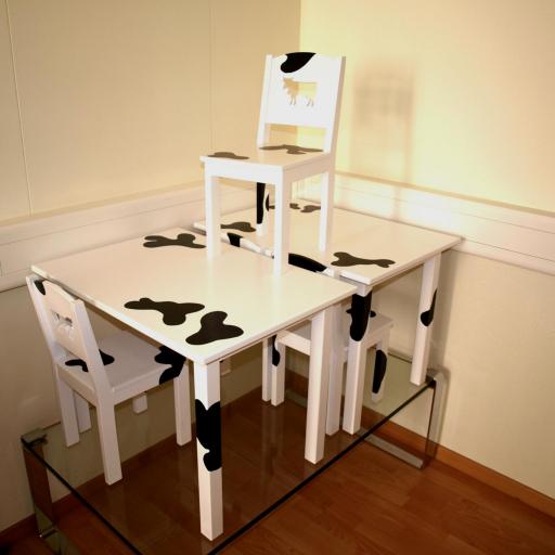 Tischli und Stühle mit Kuh-Motiv, Kundenauftrag